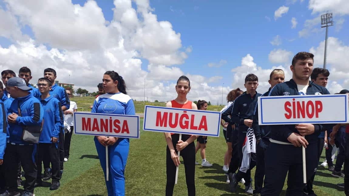 Öğrencimizin Okul Sporları Özel Sporcular Yıldızlar ve Genç Kızlar Kız-Erkek Türkiye Şampiyonası Başarısı
